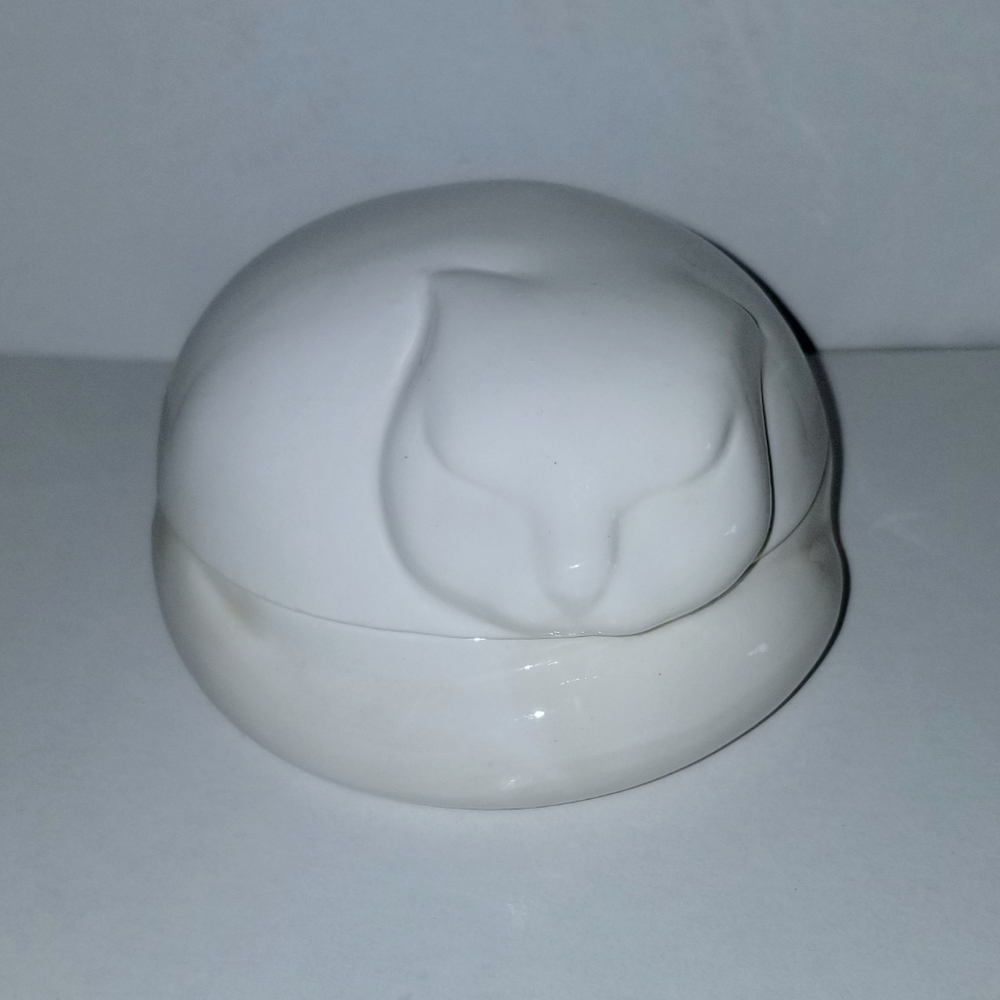 Tiffany & Co White Cat trinket box